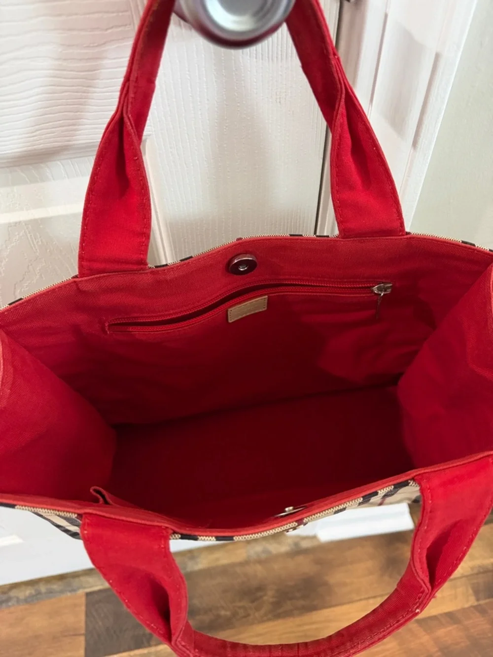 Burberry Beige Plaid Tote with Red Handles - Picture 3 of 7
